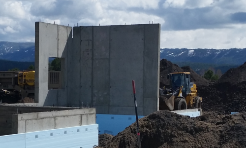 CascadeVistorsCenter1 CascadeVistorsCenter1