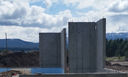 CascadeVistorsCenter5 CascadeVistorsCenter5